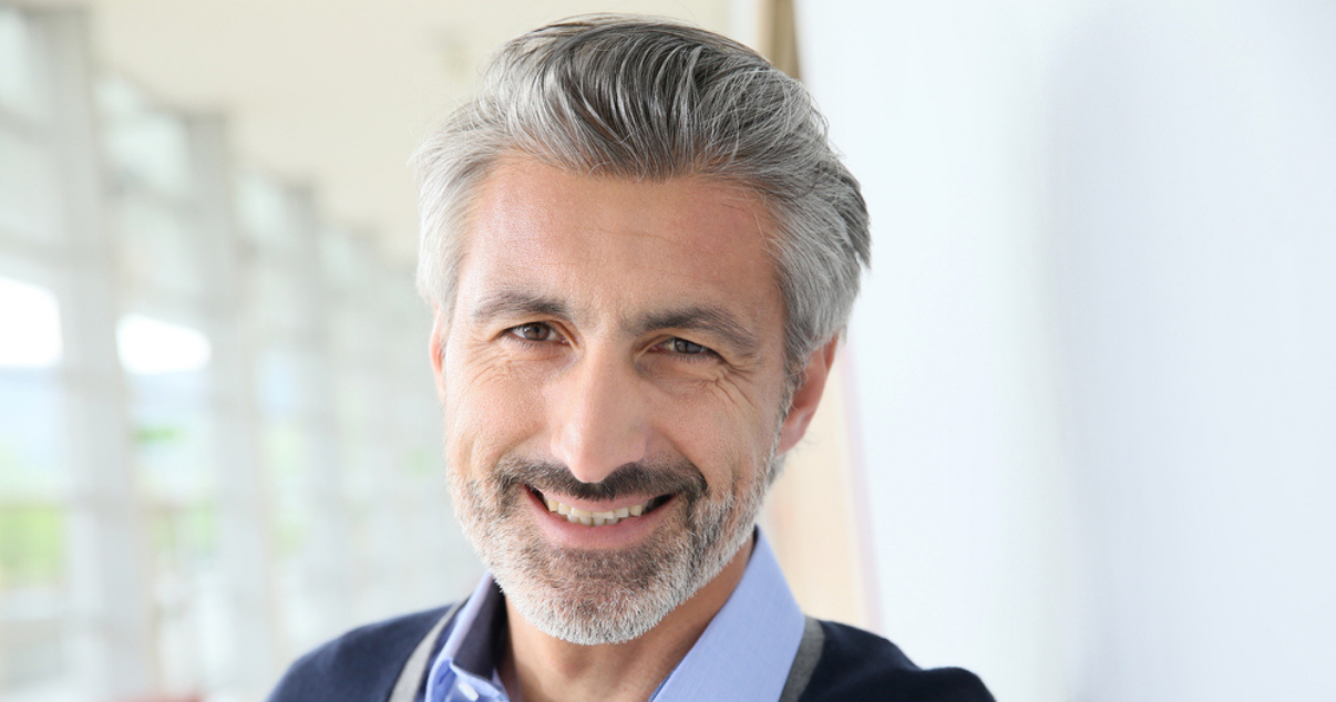 Hairpieces for Men Secrets to a realistic hairpiece as you age